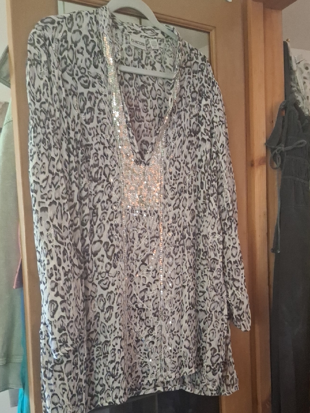 Chicos Silver and Black Leopard Sequin V-Neck Tunic